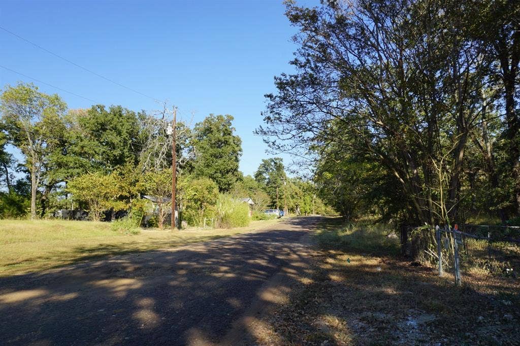 1688 Doc Holiday Dr, Log Cabin, TX 75148 View of dirt / gravel road