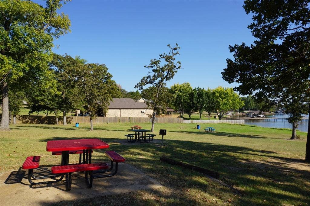 1688 Doc Holiday Dr, Log Cabin, TX 75148 View of home's community with a water view