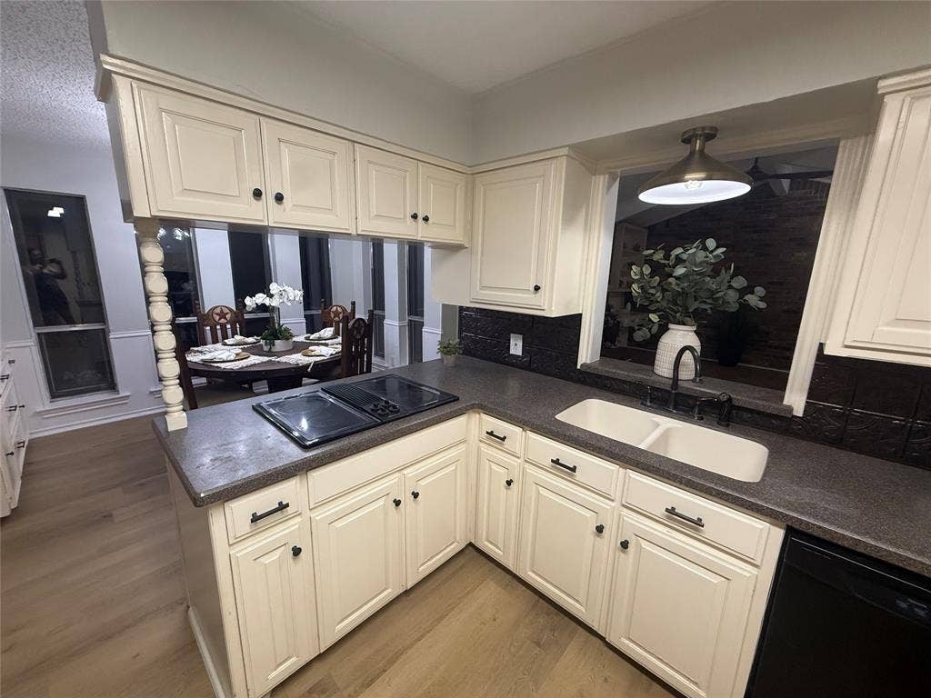 4607 Sachse Road, Sachse, TX 75048 4607 Sachse Road, Sachse, TX 75048
