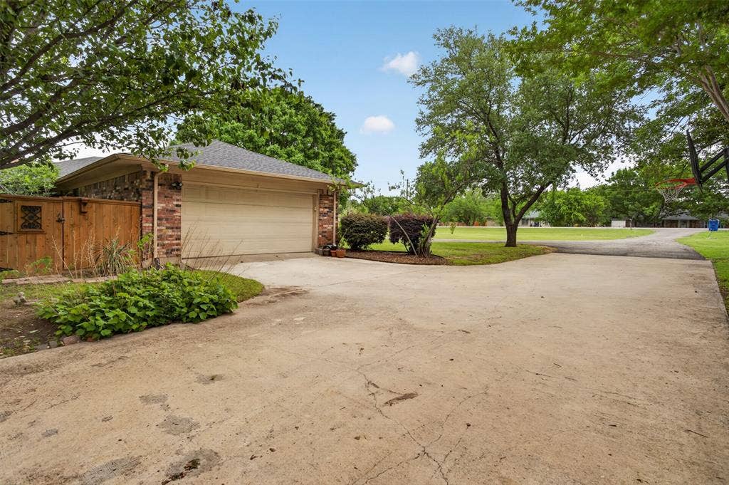 4607 Sachse Road, Sachse, TX 75048 4607 Sachse Road, Sachse, TX 75048