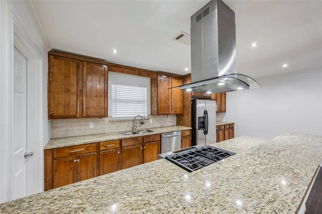 9151 Bretshire Drive, Dallas, TX 75228 9151 Bretshire Drive, Dallas, TX 75228