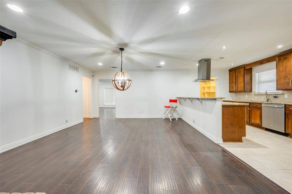 9151 Bretshire Drive, Dallas, TX 75228 9151 Bretshire Drive, Dallas, TX 75228