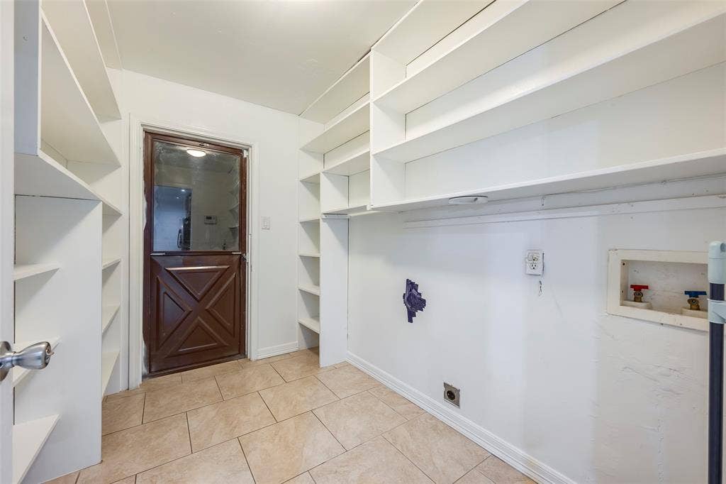 9151 Bretshire Drive, Dallas, TX 75228 9151 Bretshire Drive, Dallas, TX 75228