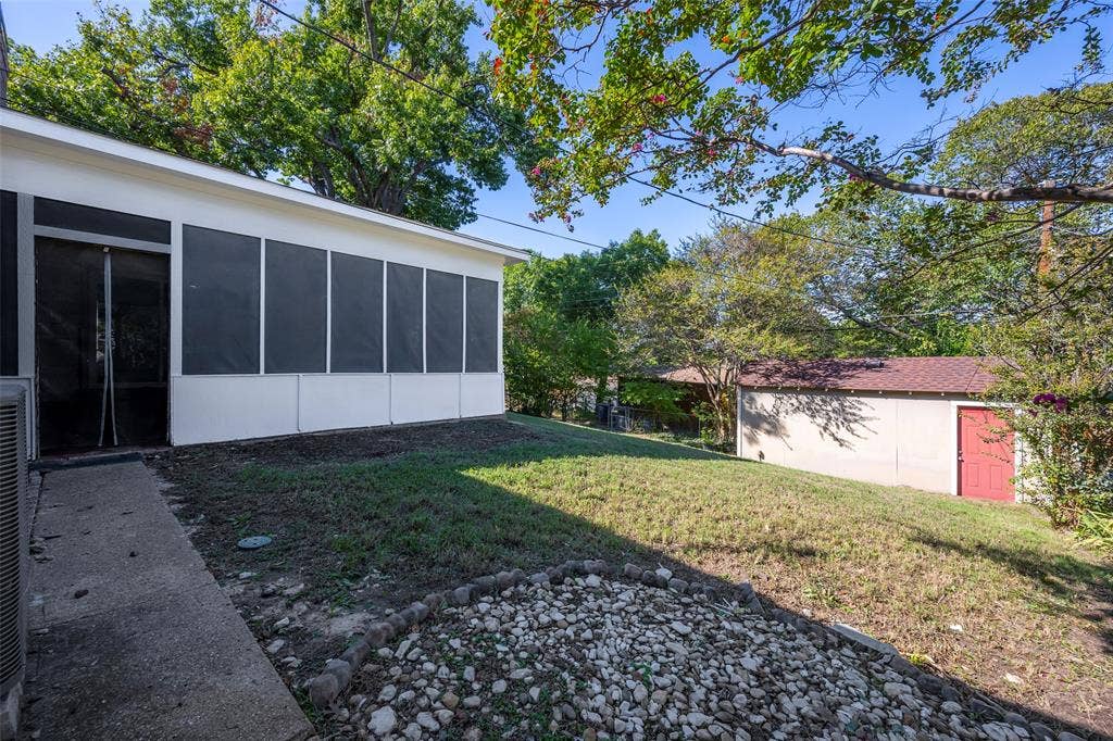 9151 Bretshire Drive, Dallas, TX 75228 9151 Bretshire Drive, Dallas, TX 75228