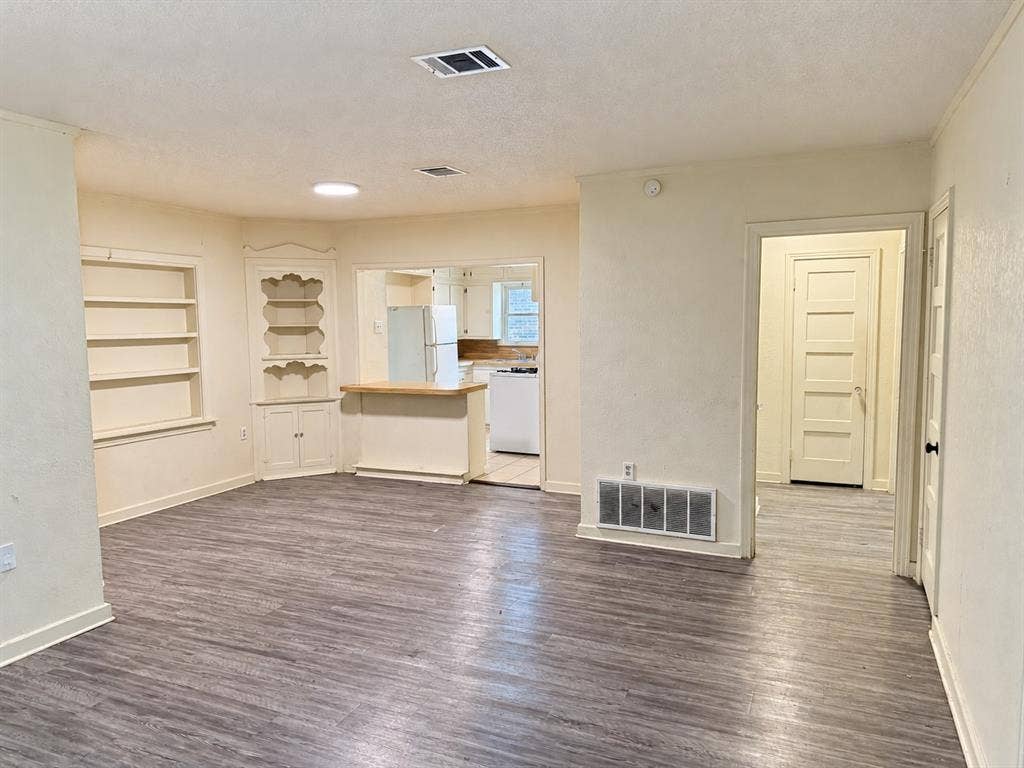 2729 Pine Avenue, Waco, TX 76708 2729 Pine Avenue, Waco, TX 76708