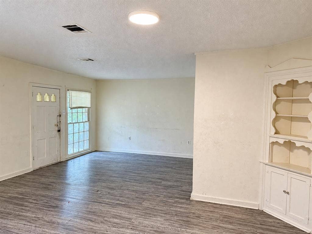 2729 Pine Avenue, Waco, TX 76708 2729 Pine Avenue, Waco, TX 76708
