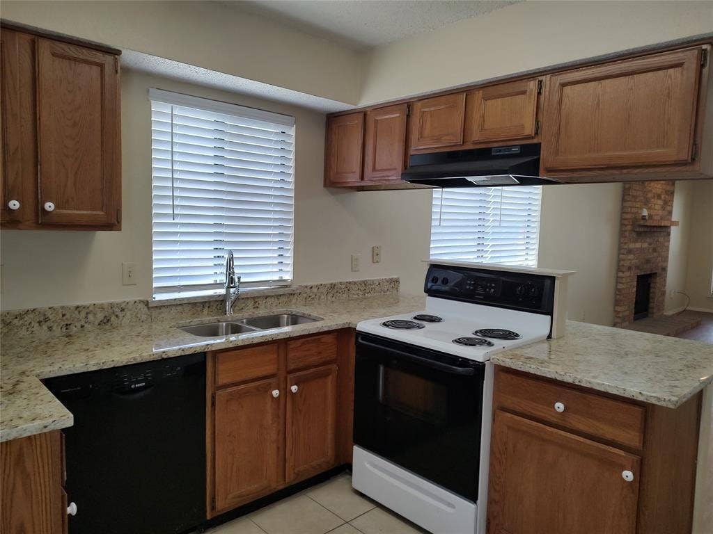 5708 Cancun Drive, North Richland Hills, TX 76180