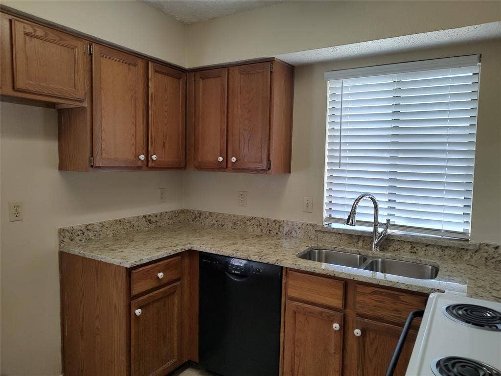 5708 Cancun Drive, North Richland Hills, TX 76180