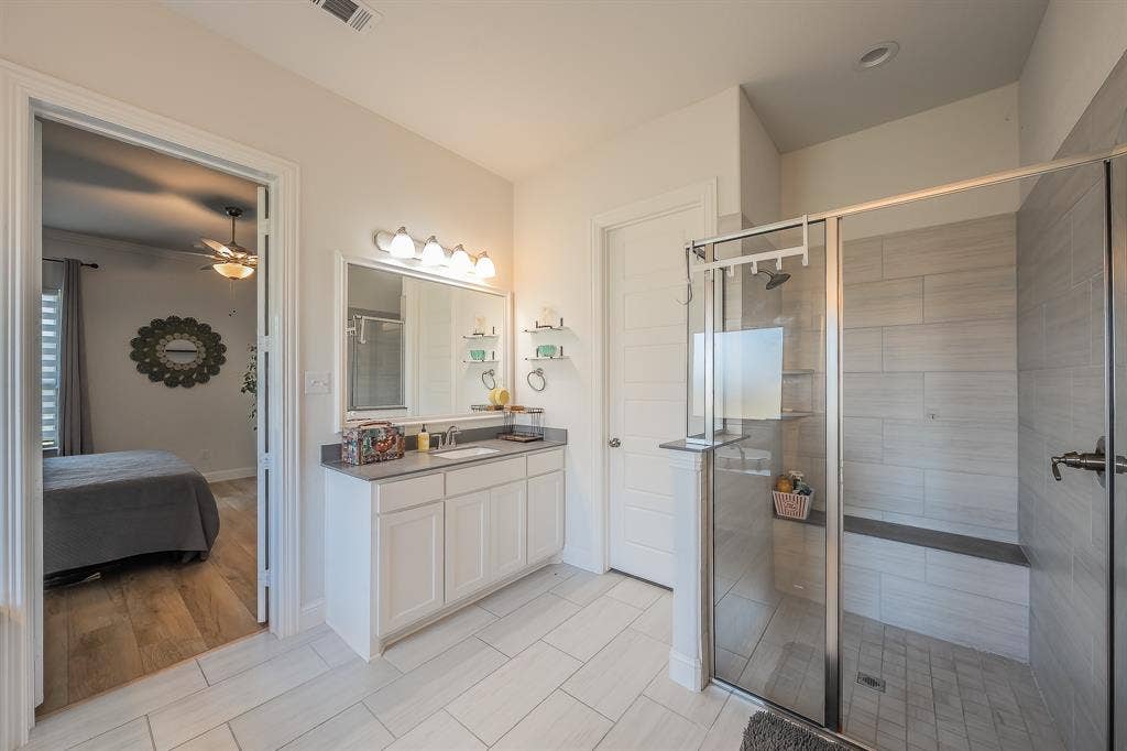 3760 Cherry Laurel Lane, Ovilla, TX 75154 3760 Cherry Laurel Lane, Ovilla, TX 75154