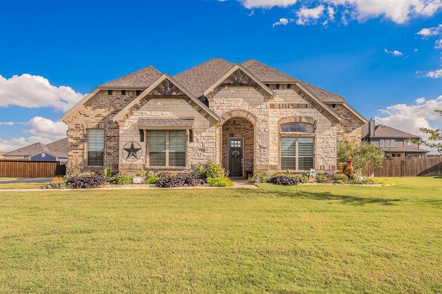 Property photo for 3760 Cherry Laurel Lane, Ovilla, TX