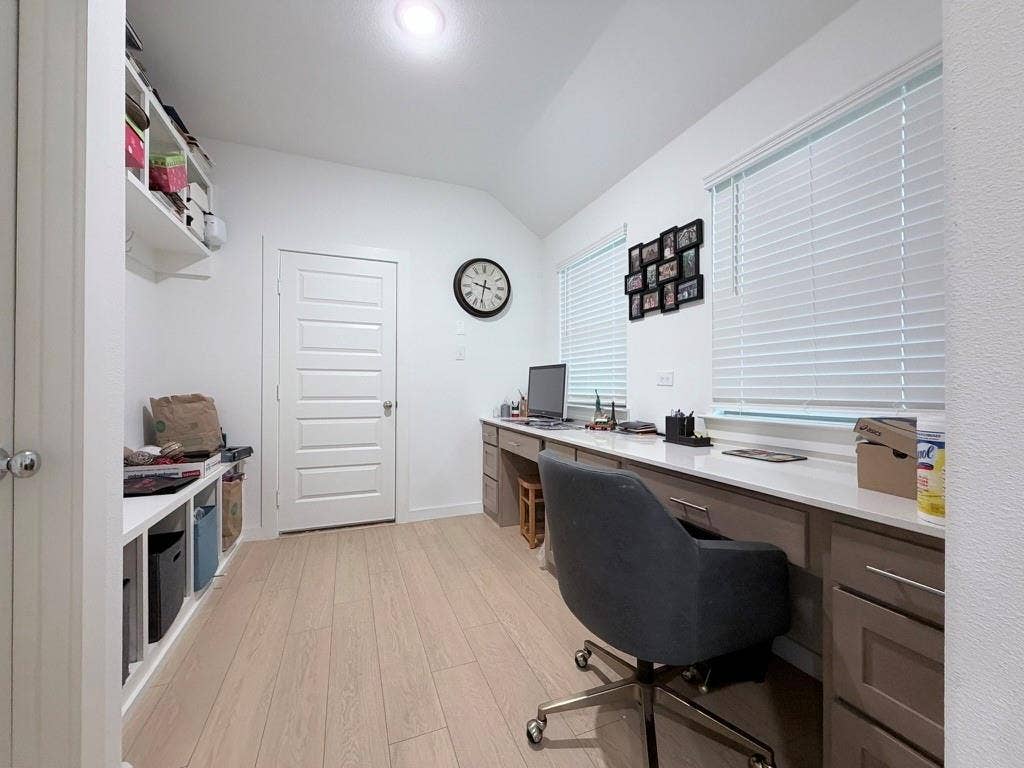 670 Parkside Drive, Lavon, TX 75166 670 Parkside Drive, Lavon, TX 75166