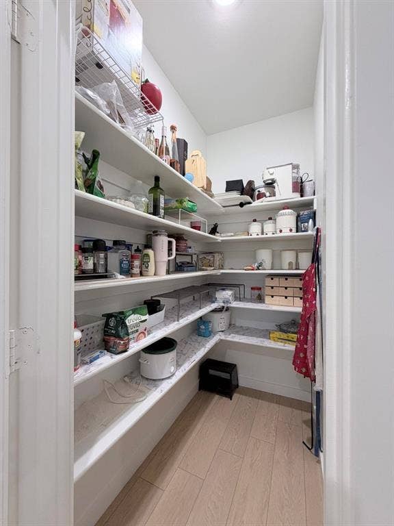 670 Parkside Drive, Lavon, TX 75166 670 Parkside Drive, Lavon, TX 75166