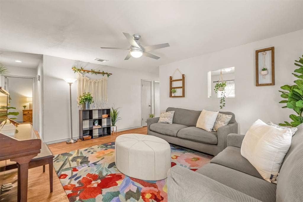 102 Allen Drive, Sanger, TX 76266
