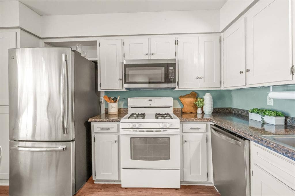102 Allen Drive, Sanger, TX 76266