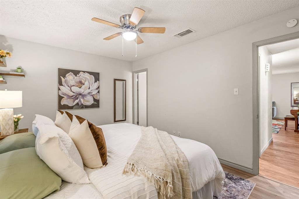 102 Allen Drive, Sanger, TX 76266