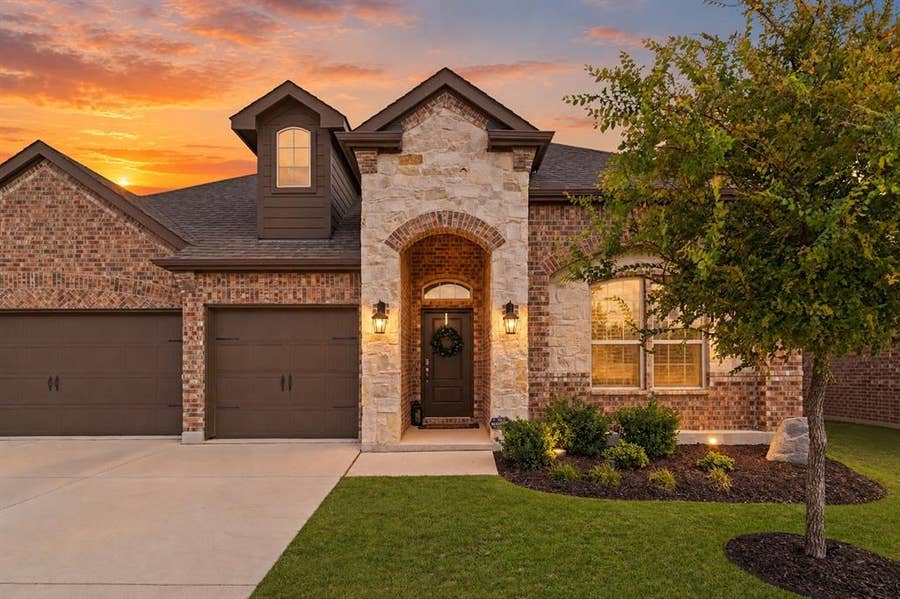 Property photo for 3520 Tunnel Avenue, Aubrey, TX