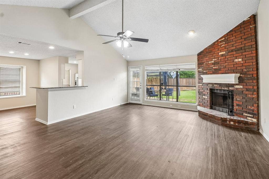 7305 Elizabeth Place, Plano, TX 75025 7305 Elizabeth Place, Plano, TX 75025