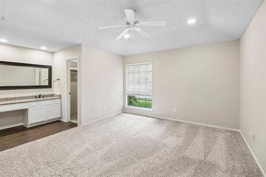 7305 Elizabeth Place, Plano, TX 75025 7305 Elizabeth Place, Plano, TX 75025