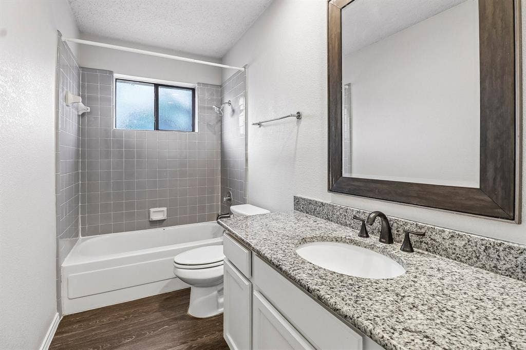 7305 Elizabeth Place, Plano, TX 75025 7305 Elizabeth Place, Plano, TX 75025