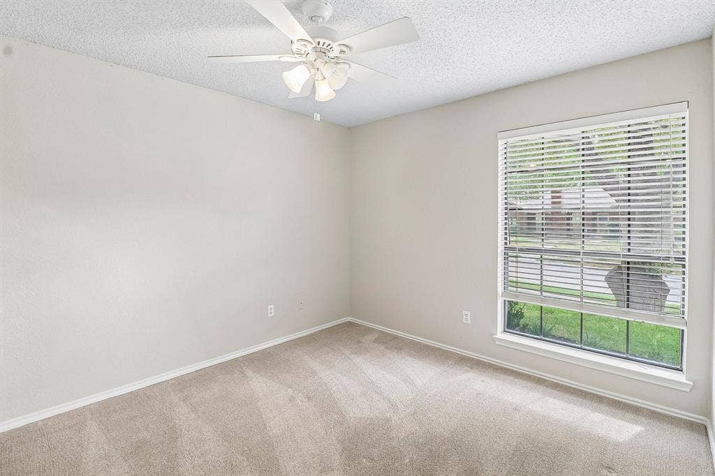 7305 Elizabeth Place, Plano, TX 75025 7305 Elizabeth Place, Plano, TX 75025