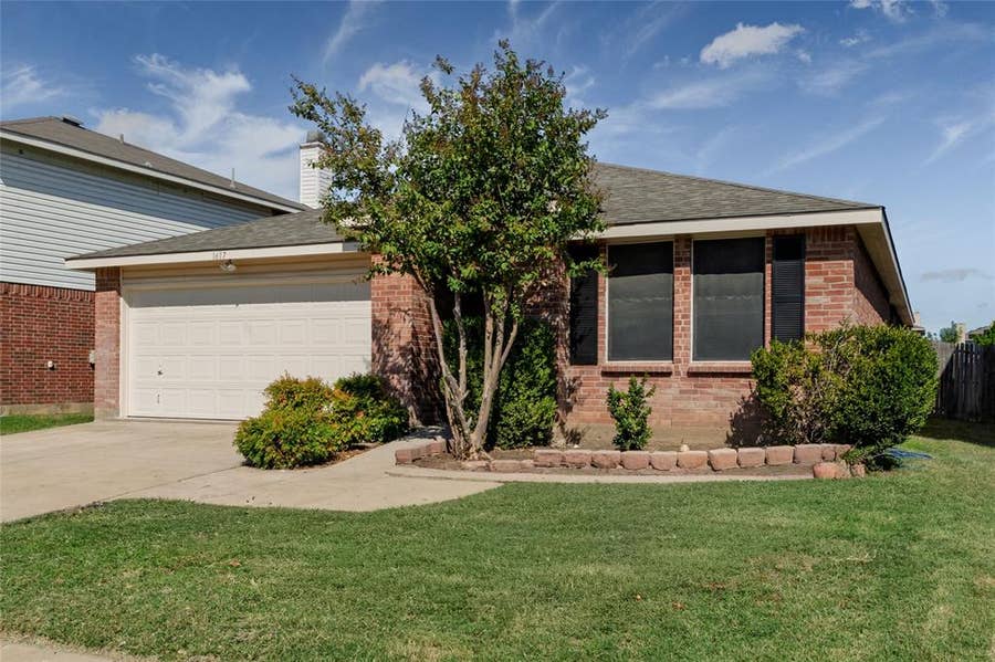 Property photo for 1617 Sierra Meadow Lane, Fort Worth, TX