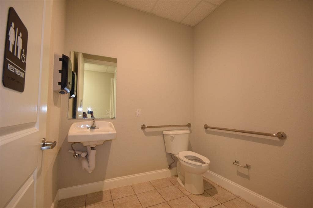 3900 S Stonebridge Drive, #703, McKinney, TX 75070 3900 S Stonebridge Drive, #703, McKinney, TX 75070