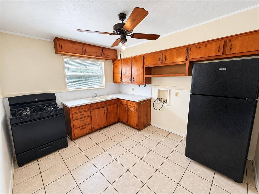 3544 Pine Avenue, Waco, TX 76708 3544 Pine Avenue, Waco, TX 76708