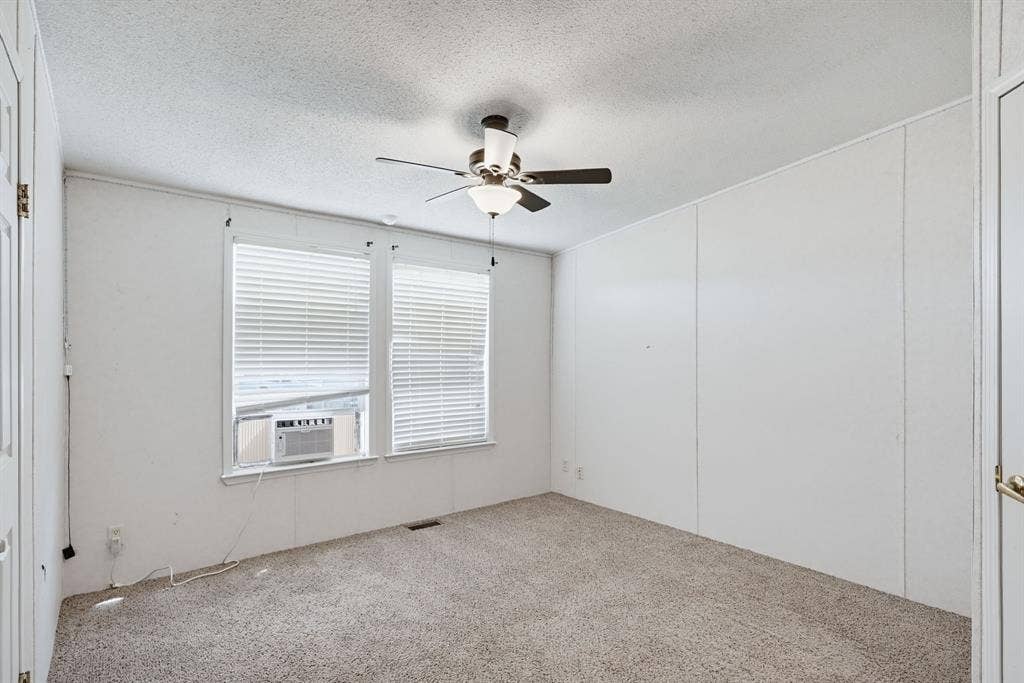 9413 Alabama Street, Joshua, TX 76058