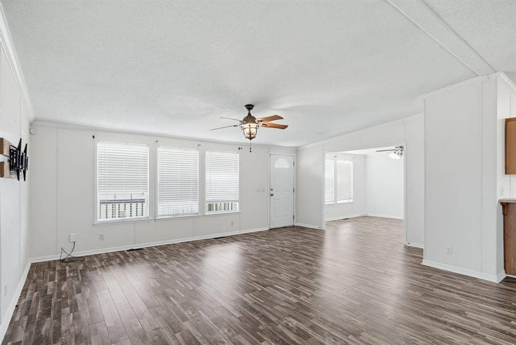 9413 Alabama Street, Joshua, TX 76058
