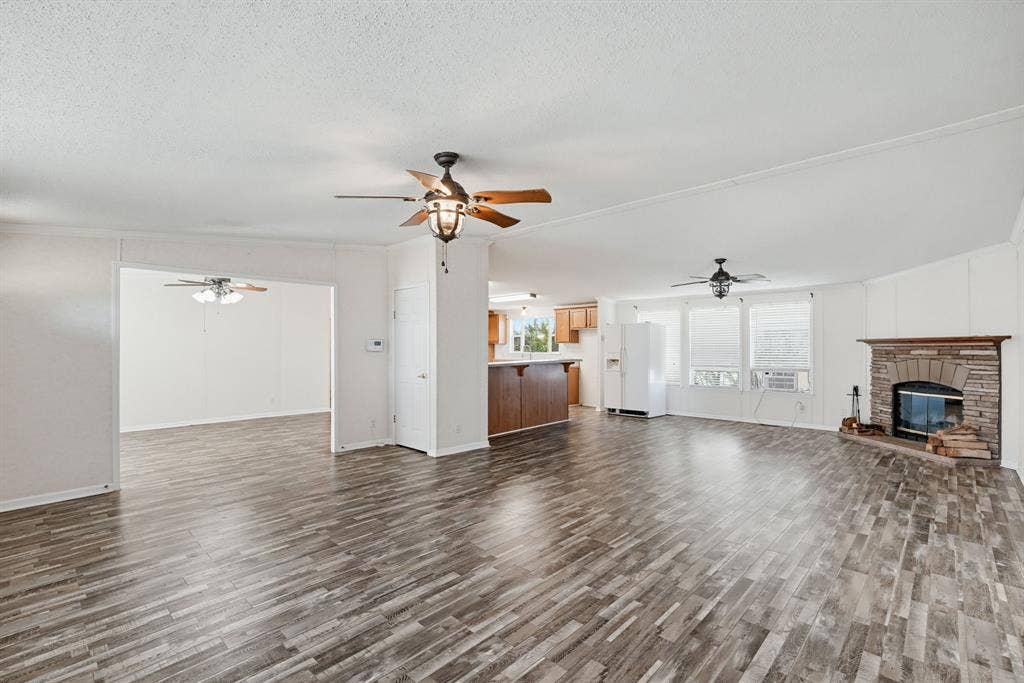 9413 Alabama Street, Joshua, TX 76058