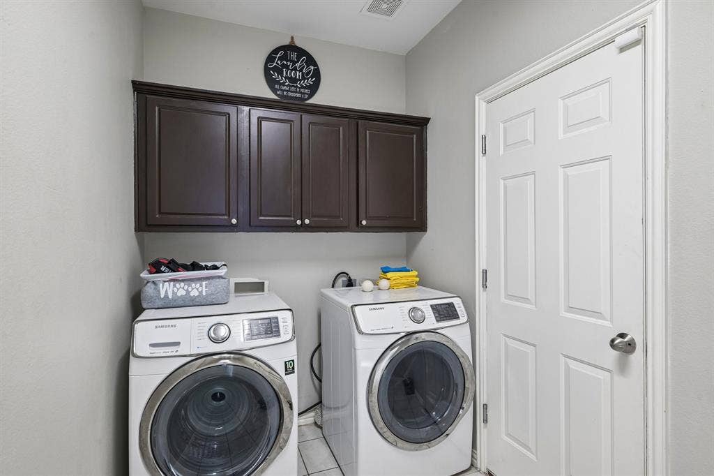 10005 Fairway Vista Drive, Rowlett, TX 75089 Downstairs Laundry Room