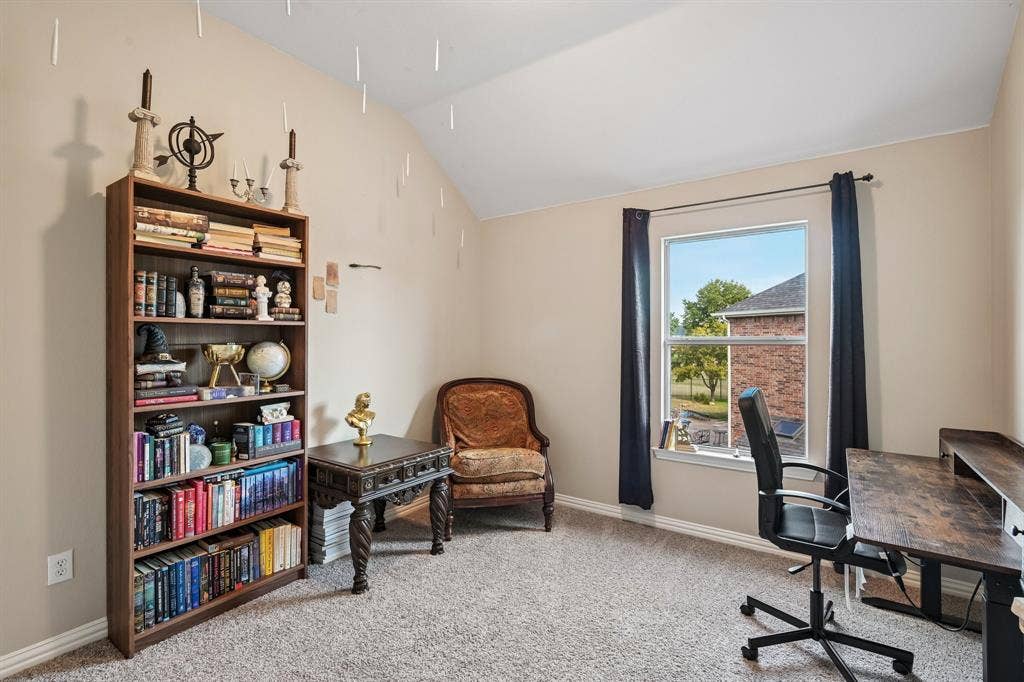 10005 Fairway Vista Drive, Rowlett, TX 75089 Upstairs Bedroom with Jack and Jill Bathroom