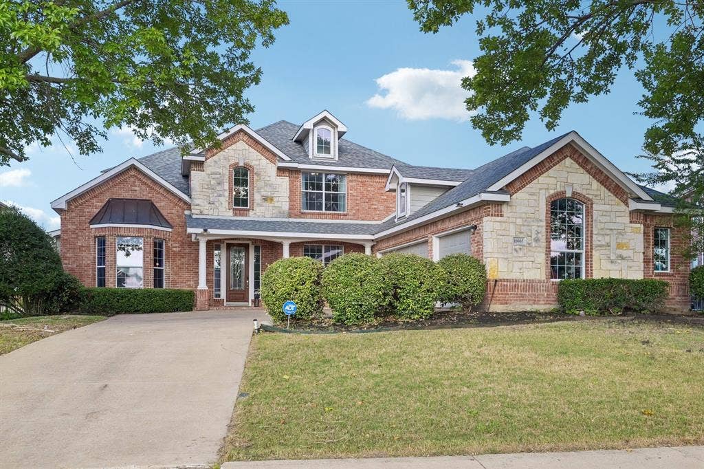 10005 Fairway Vista Drive, Rowlett, TX 75089 10005 Fairway Vista Drive, Rowlett, TX 75089