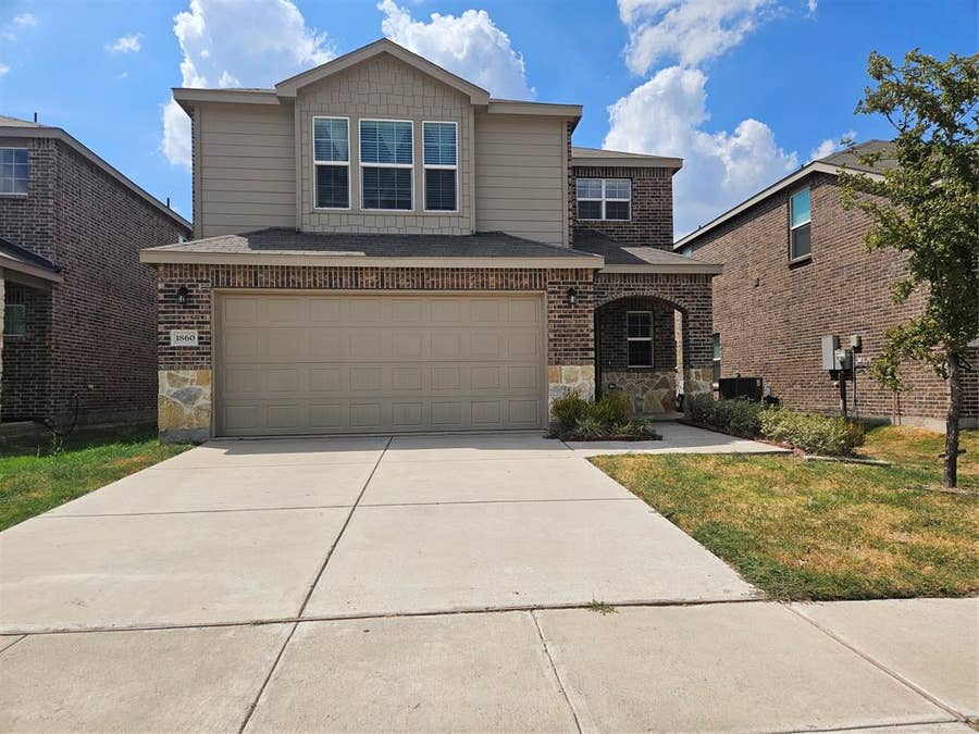 Property photo for 1860 Ballinger Drive, Forney, TX