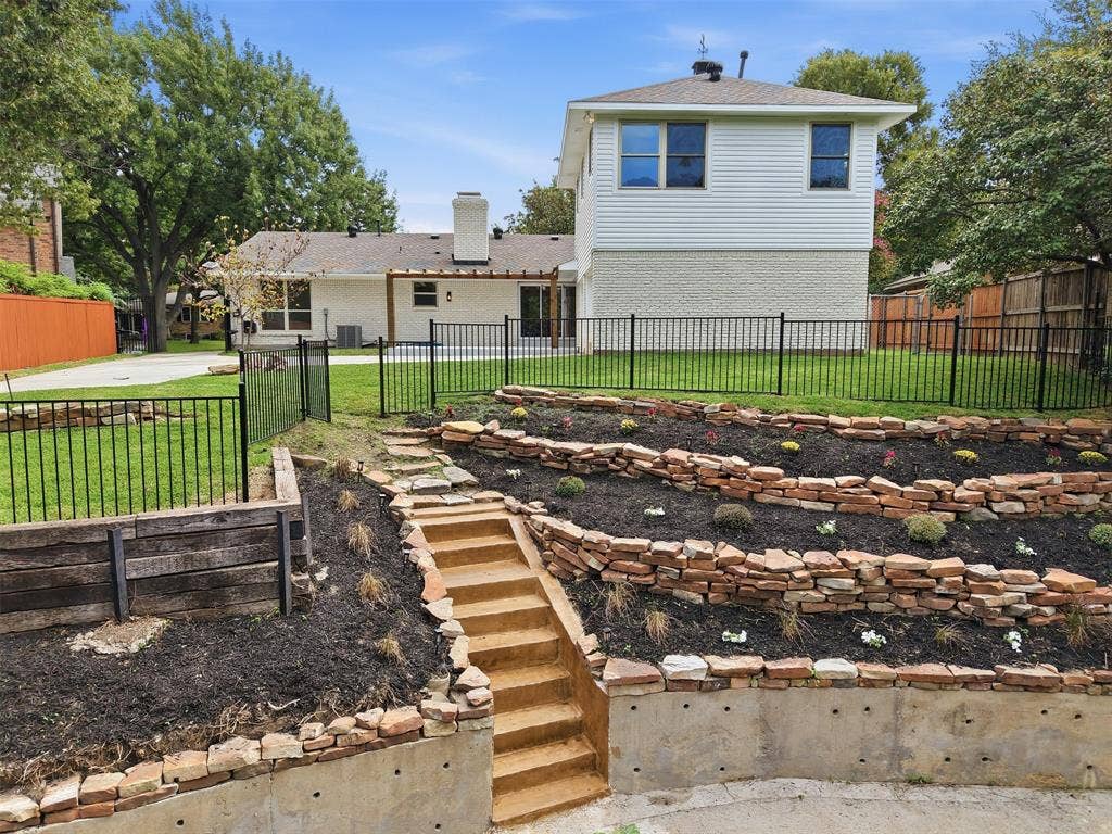 605 Thompson Drive, Richardson, TX 75080