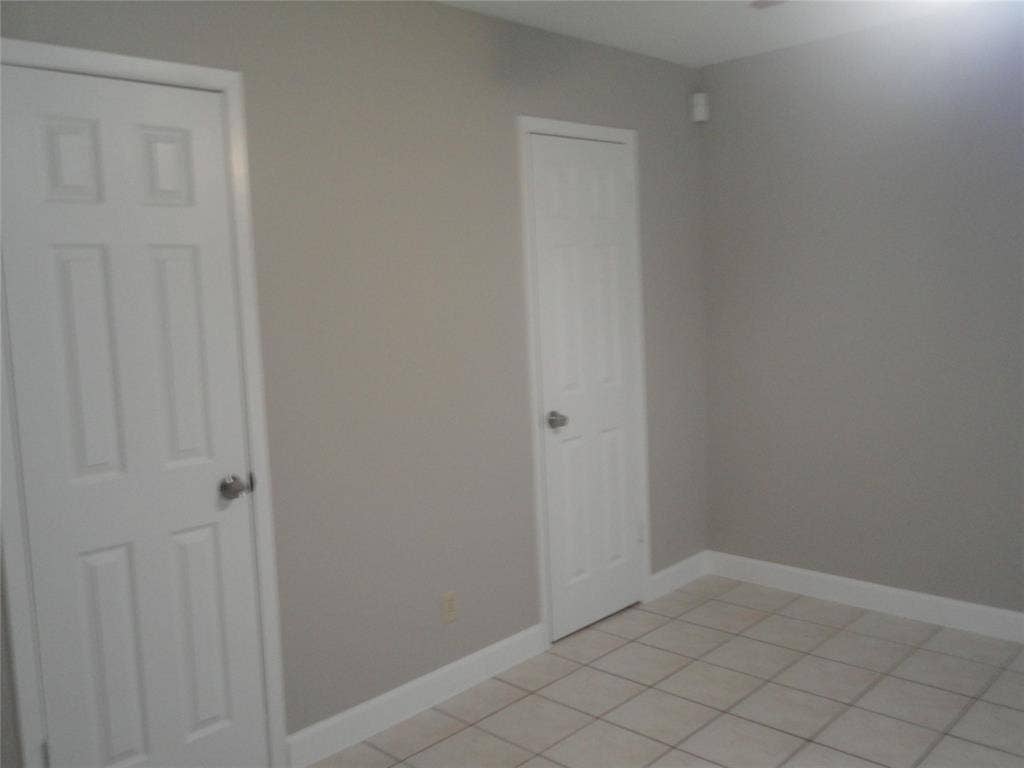 2200 E Trinity Mills Road, #403, Carrollton, TX 75006