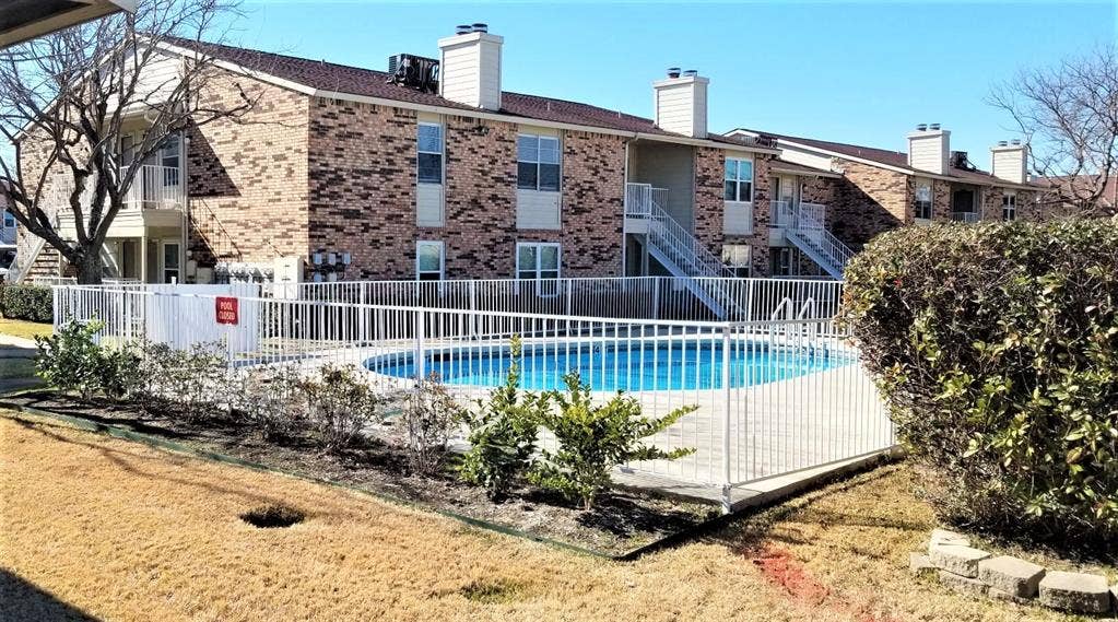 2200 E Trinity Mills Road, #403, Carrollton, TX 75006