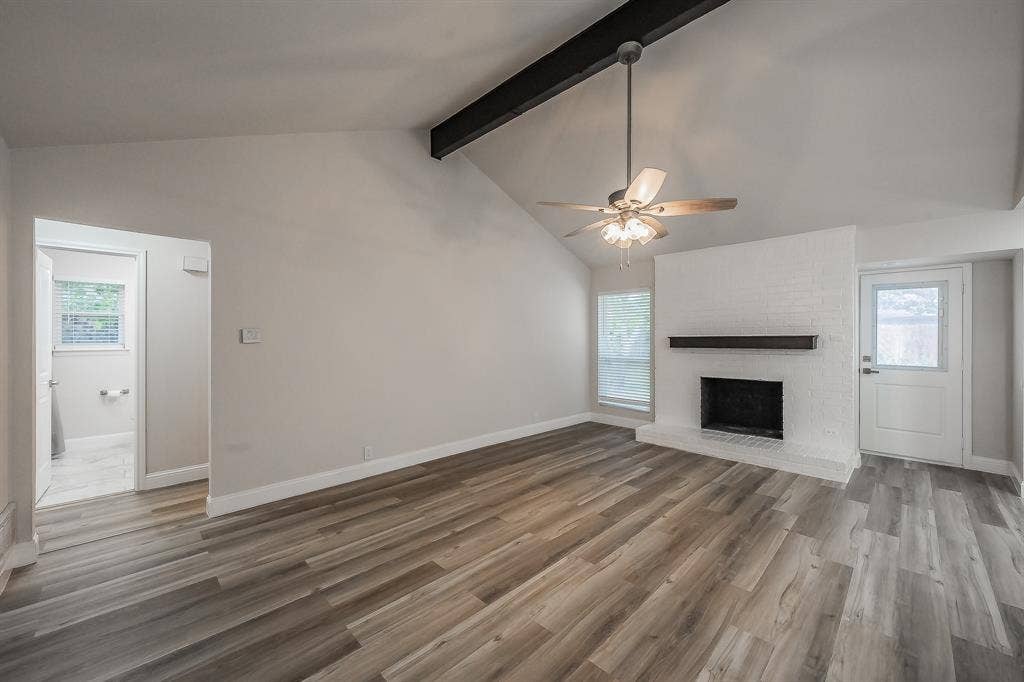 728 Glenhaven Drive, Hurst, TX 76054