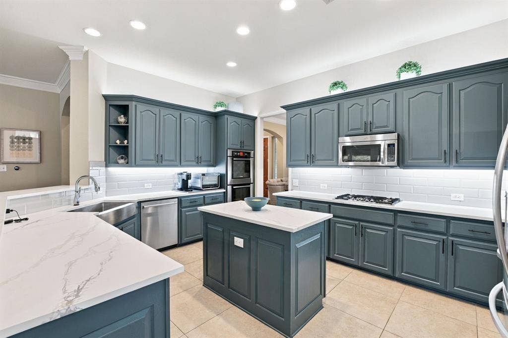 631 Karen Pass, Murphy, TX 75094