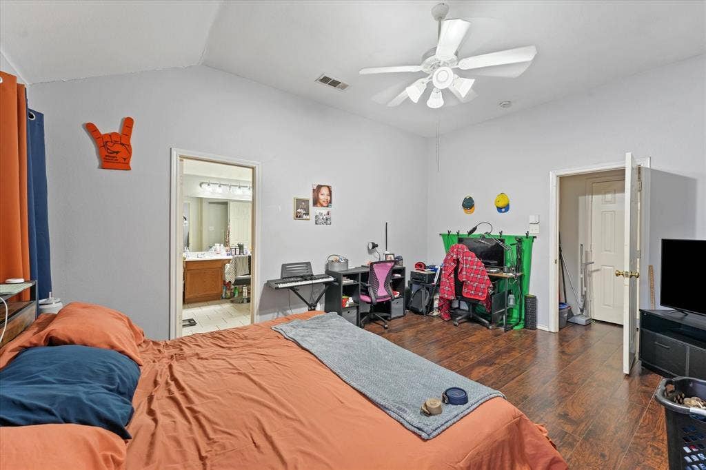 1101 Bellcrest Drive, Arlington, TX 76002 1101 Bellcrest Drive, Arlington, TX 76002