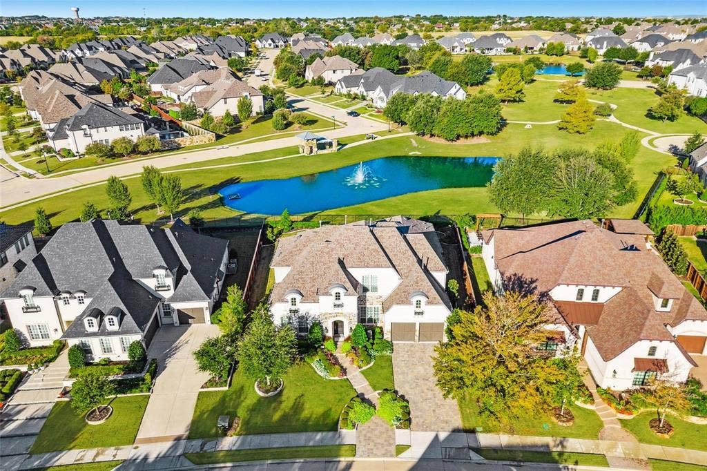 641 Country Brook Lane, Prosper, TX 75078 Beautiful former Highland Home model located in gated Parkside neighborhood with NO MUD/NO PID.
