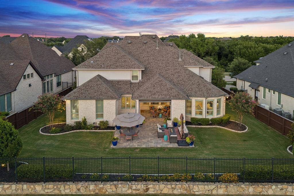 641 Country Brook Lane, Prosper, TX 75078 641 Country Brook Lane, Prosper, TX 75078