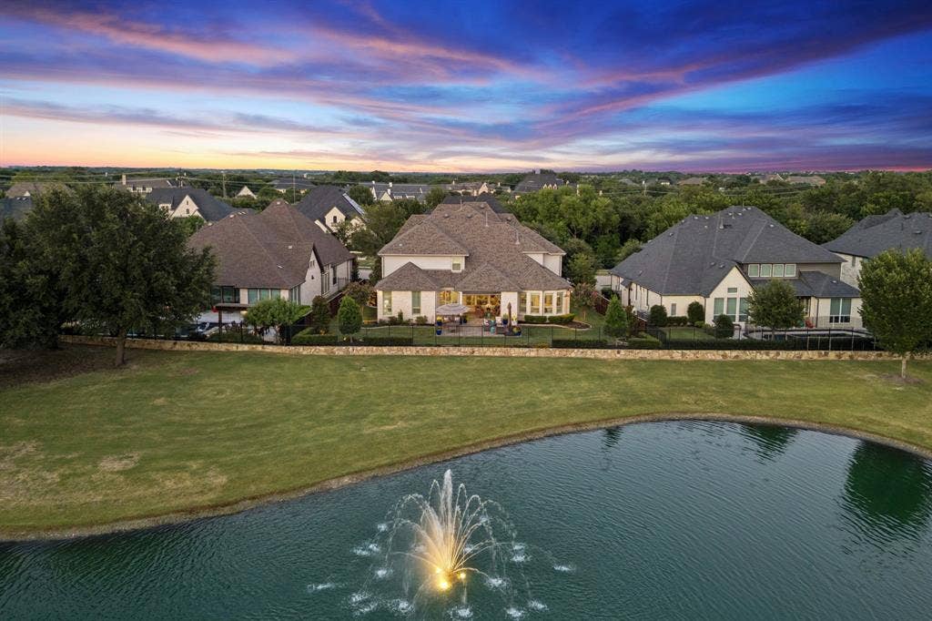 641 Country Brook Lane, Prosper, TX 75078 641 Country Brook Lane, Prosper, TX 75078