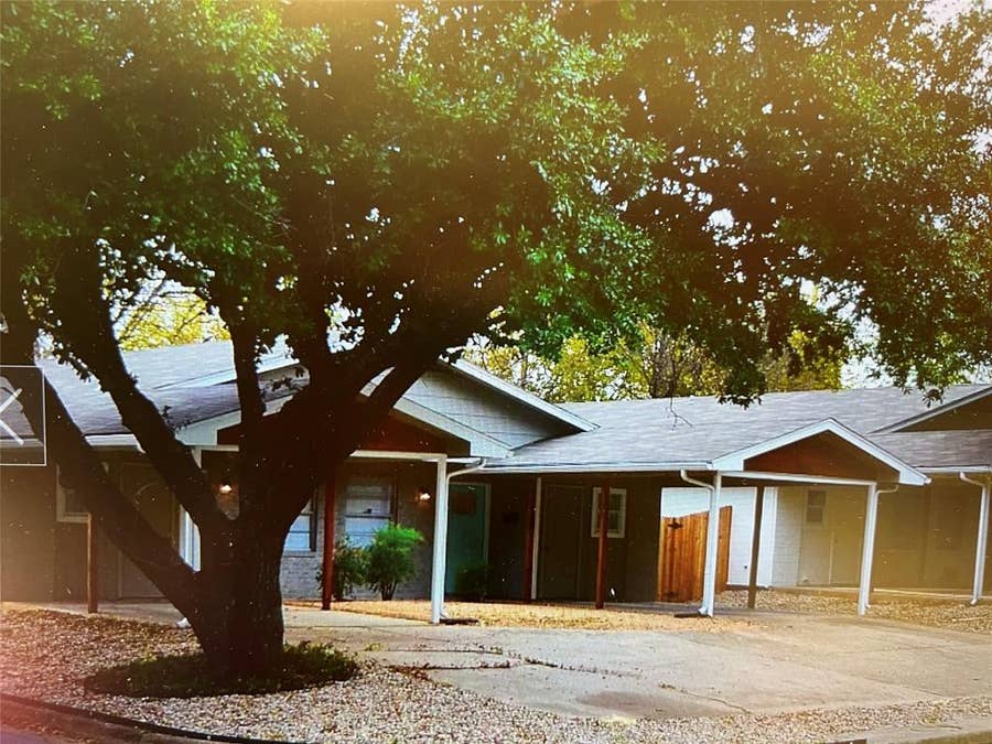 Property photo for 2701 Livingston Avenue, Fort Worth, TX