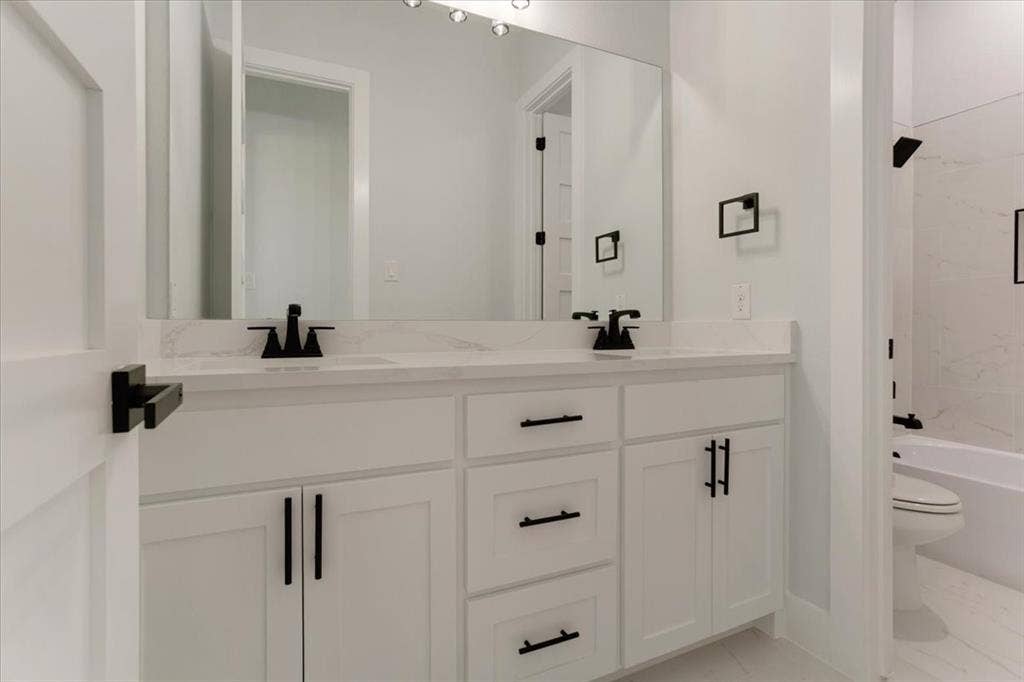65 Red Bird Lane, Bells, TX 75414
