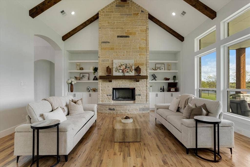 65 Red Bird Lane, Bells, TX 75414