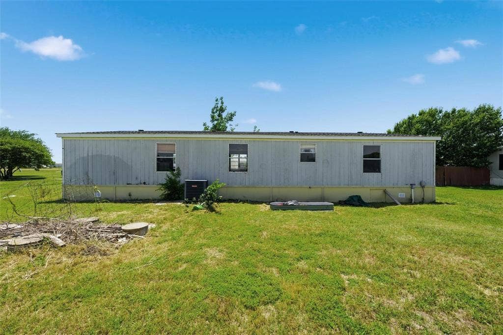 154 Hillside Drive, Troy, TX 76579 154 Hillside Drive, Troy, TX 76579