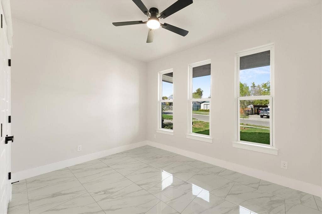 2615 25th Street, Fort Worth, TX 76106
