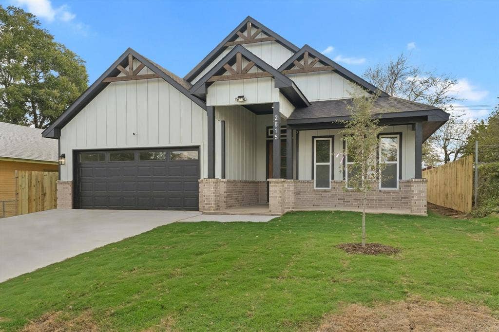 2615 25th Street, Fort Worth, TX 76106