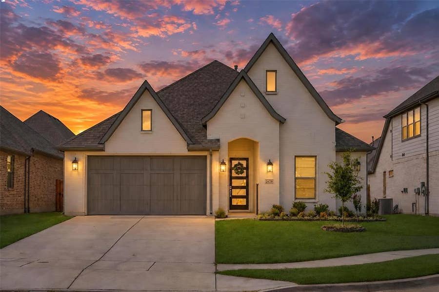 Property photo for 2628 Flycatcher Road, Fort Worth, TX